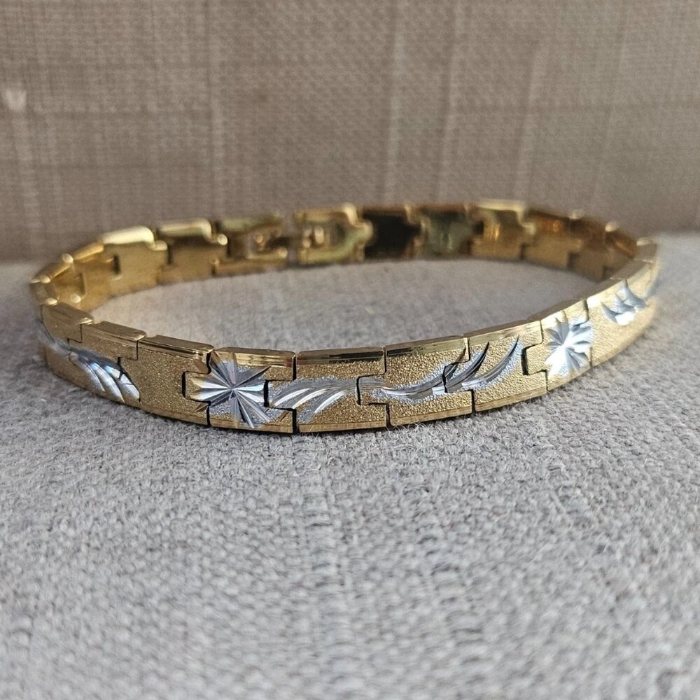 Fashion Bracelet Unisex Fashion Jewelry Wristband Gold/Silver Tone New with tag